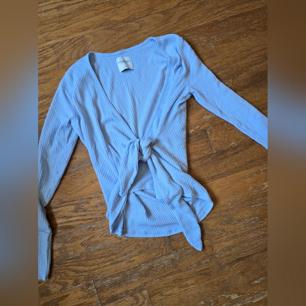 Abercrombie & Fitch Gray Knit Sweater
